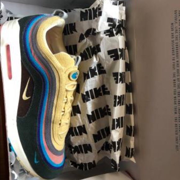airmax 1 size 13